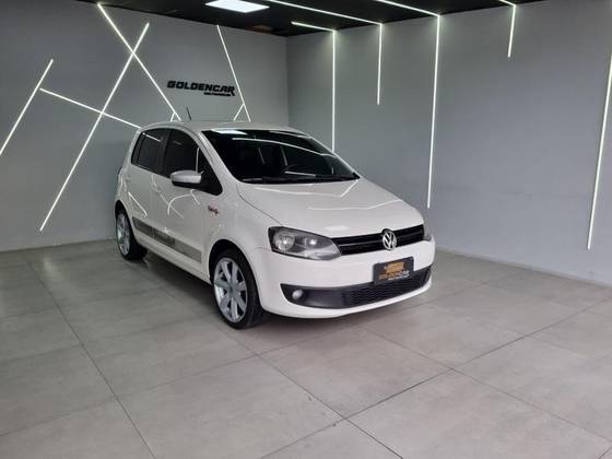 VOLKSWAGEN FOX 1.6 MI ROCK IN RIO 8V FLEX 4P MANUAL VOLKSWAGEN FOX 1.6 MI ROCK IN RIO 8V FLEX 4P MANUAL